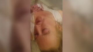 Pee slut - porn video