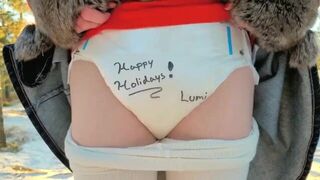 Quick Little Diaper Pee on Christmas Eve - porn video