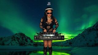Latina Dj playing by herself - porn video